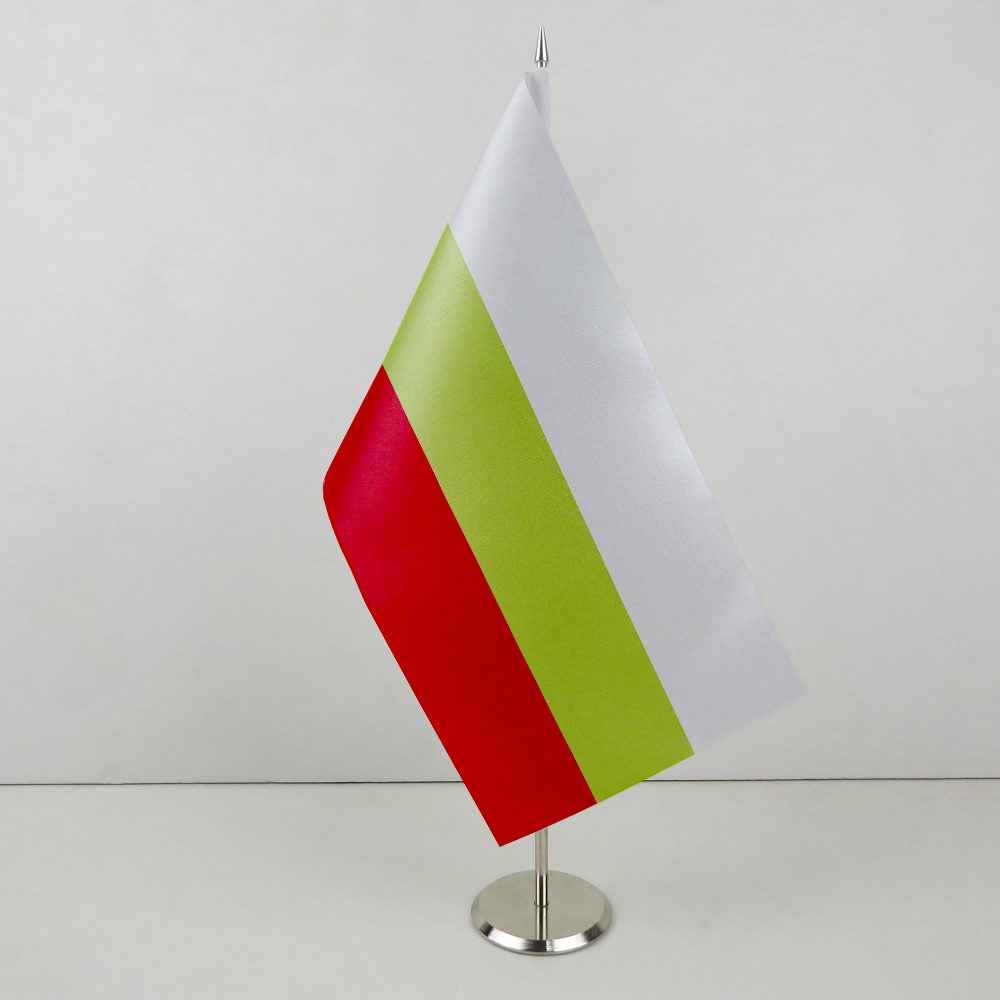 Прапорець Угорщини на металевій підставці